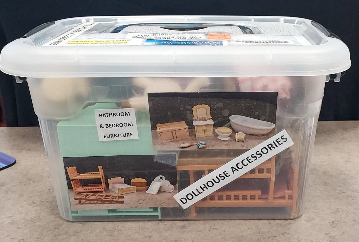 dollhouse accessories